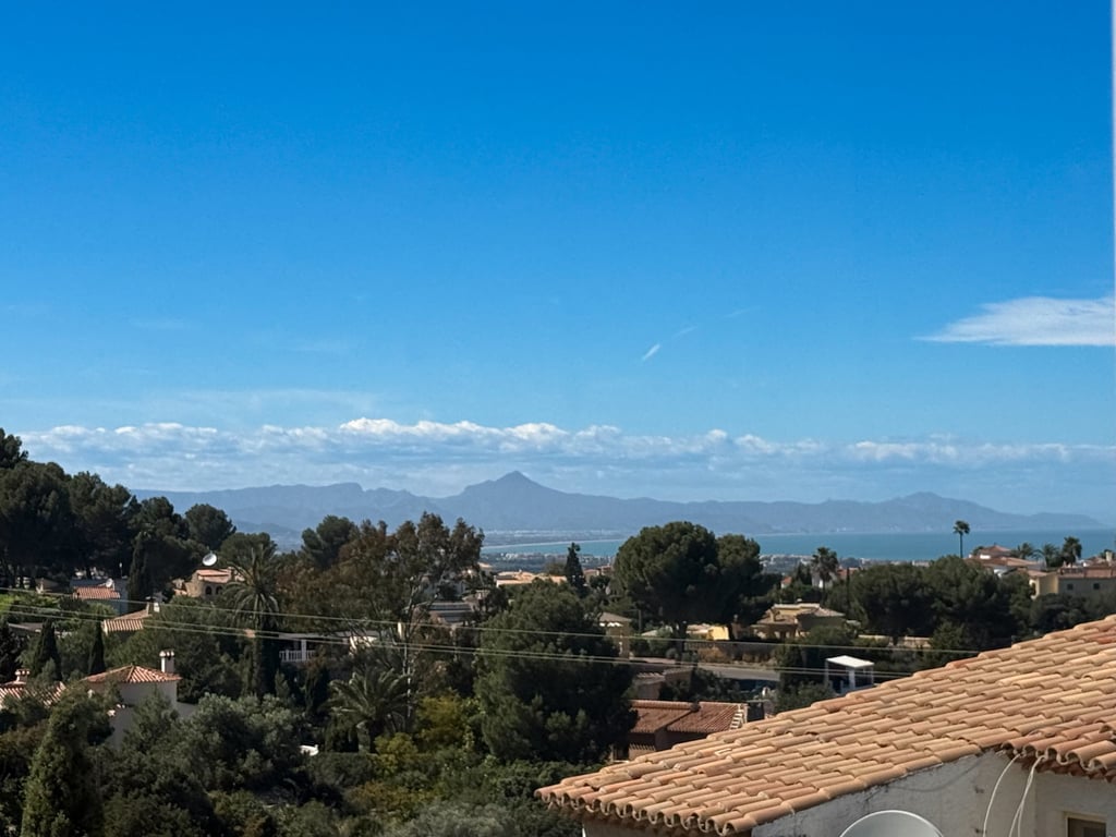 House in Denia - Image 2