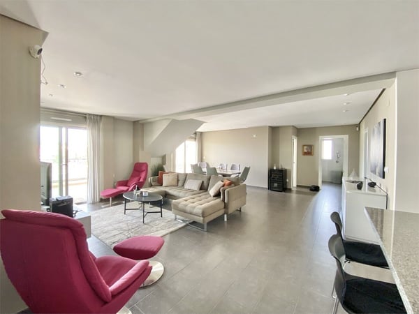 Apartment in Villamartin - view 1