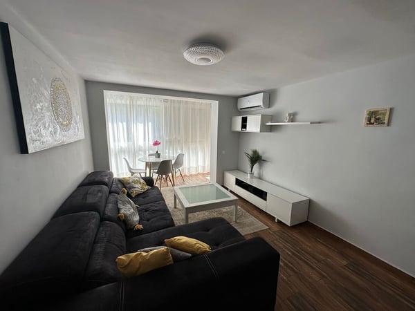 Apartment in Alicante - view 1