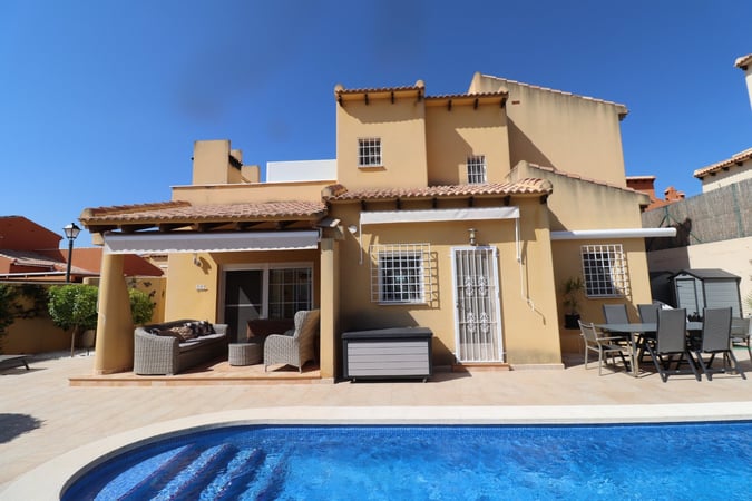 Villa in Fortuna - view 1
