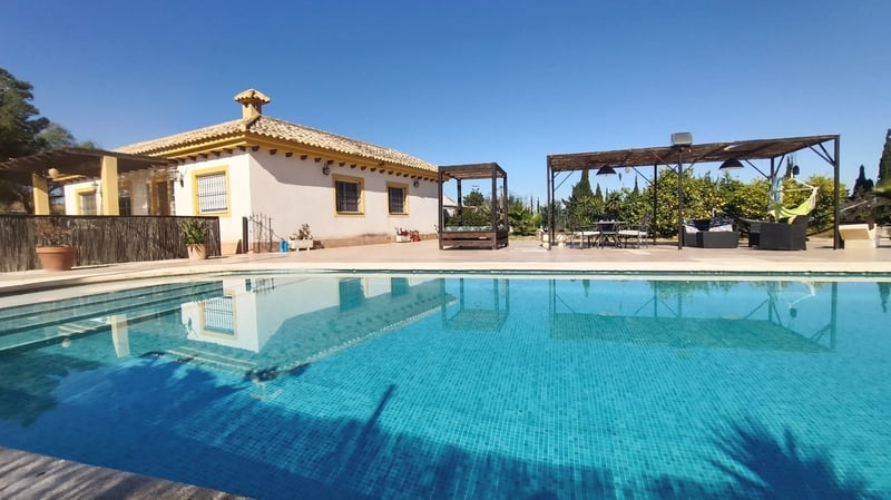 Villa in Avileses - view 1