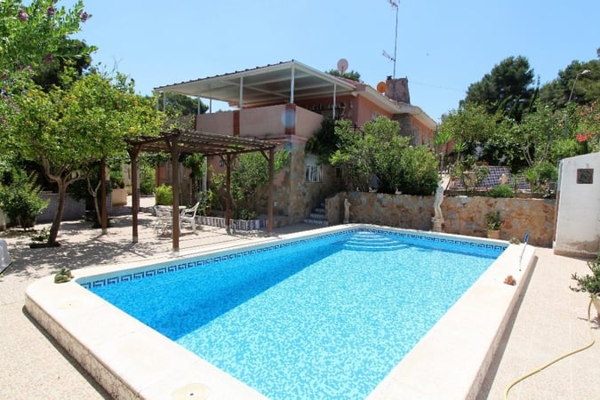 Villa in Villamartin - view 1