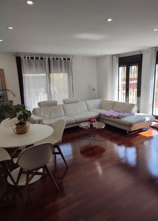 Apartment in Molins - view 1