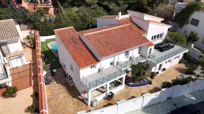 Villa in Dehesa de Campoamor - view 1