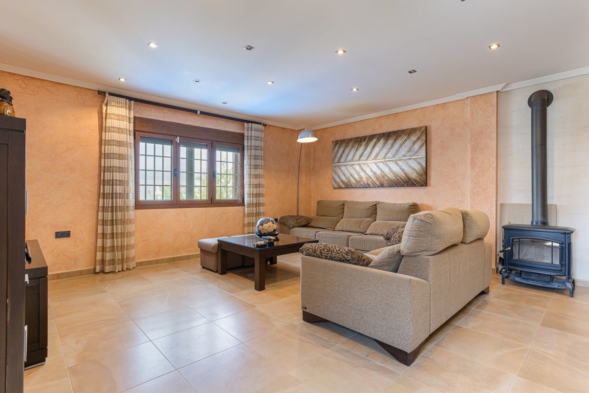 Villa in Los Montesinos - Image 3