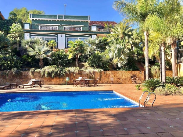 Villa in El Palmar - view 1