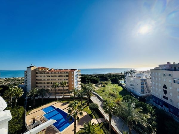 Apartment in Torrelamata - view 1