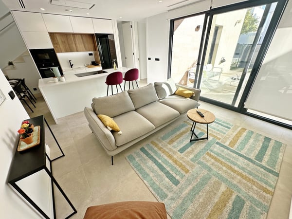 Villa in Roda - view 1