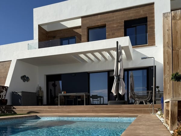 House in Orcheta - view 1