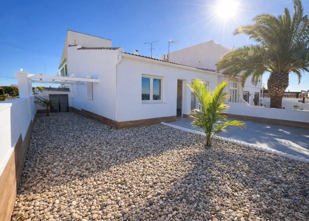 Villa in Ciudad Quesada - view 1