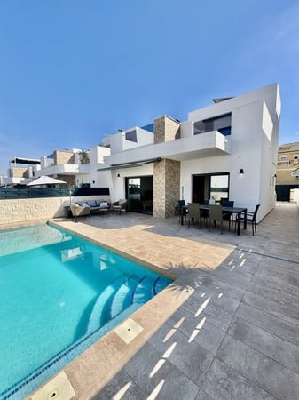 Villa in Benijofar - view 1