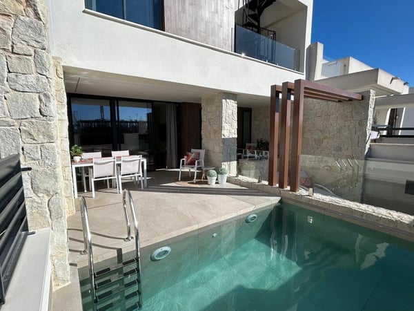 House in Dolores - view 1