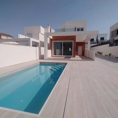 Villa in Torrevieja - view 1
