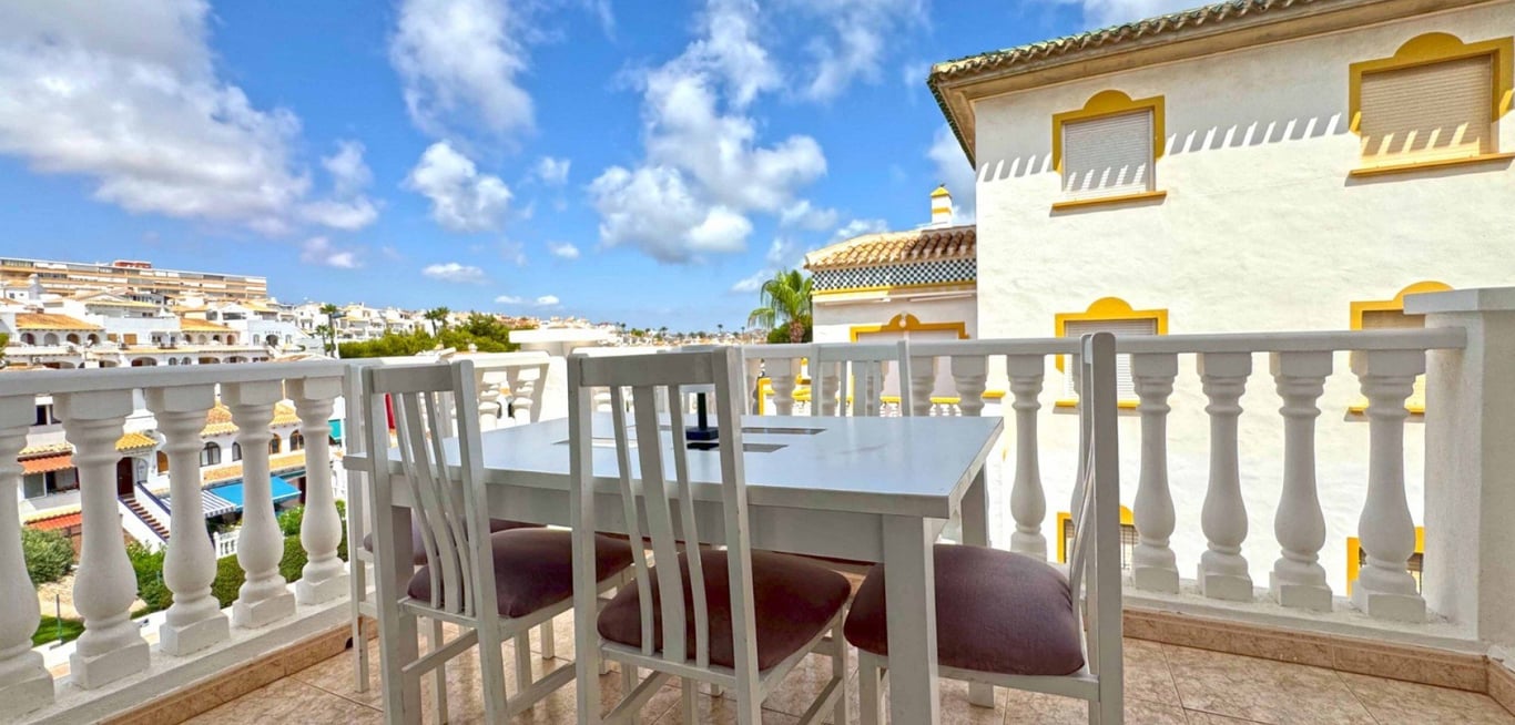 Apartment in Torrevieja - Image 3