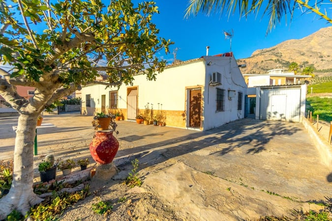 Farm, Ranch or Equestrian in Reiguero de Levante - view 1