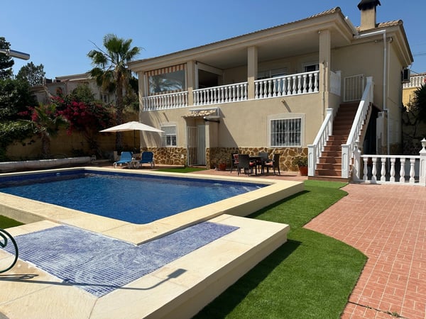 Villa in Algorfa - view 1