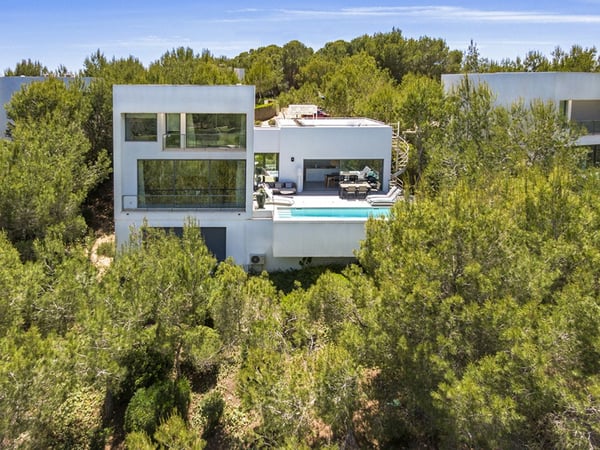 Villa in Dehesa de Campoamor - view 1