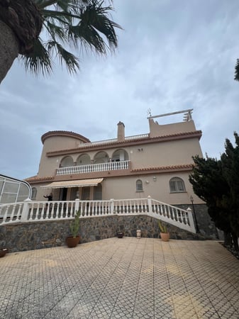 Villa in Lo Pagan - view 1