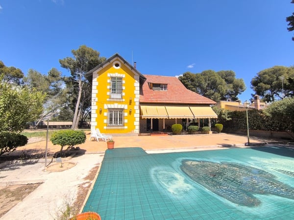 Villa in Yecla - view 1