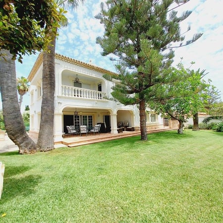 Villa in Urbanizacion los Balcones - view 1
