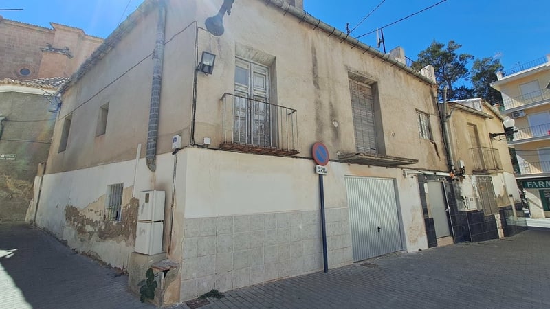 Apartment in Molins - view 1
