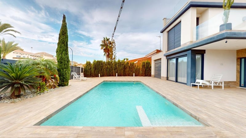 Villa in La Manga del Mar Menor - view 1