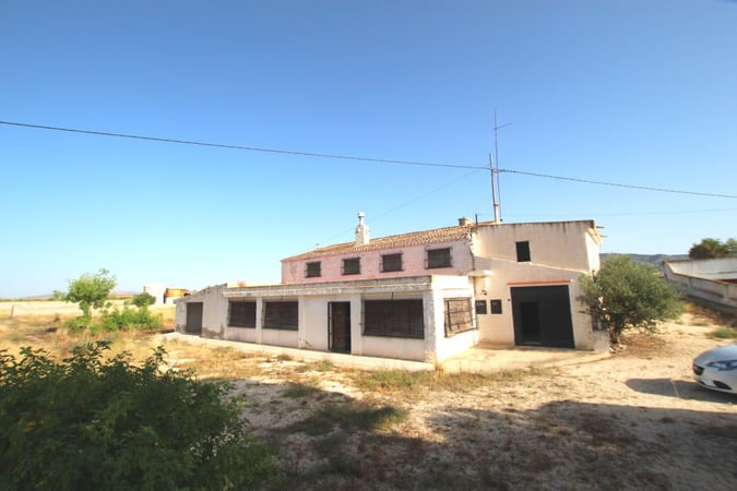 Farm, Ranch or Equestrian in Torre del Rico - view 1