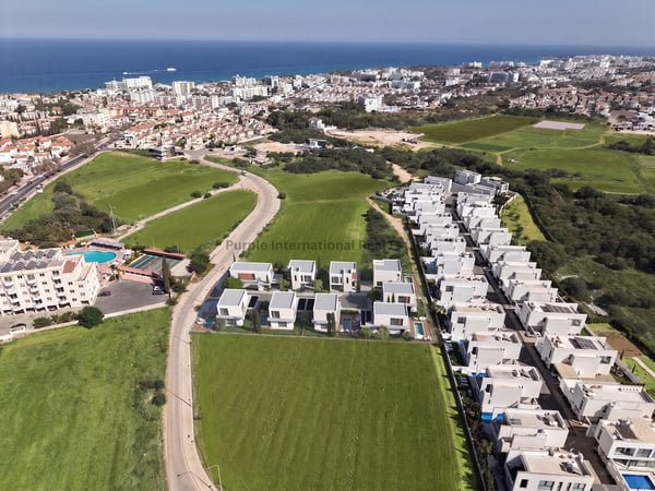 House in Pernera - view 1