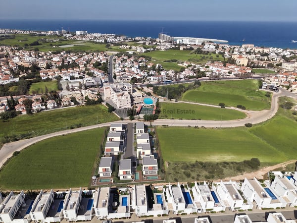 House in Pernera - view 1