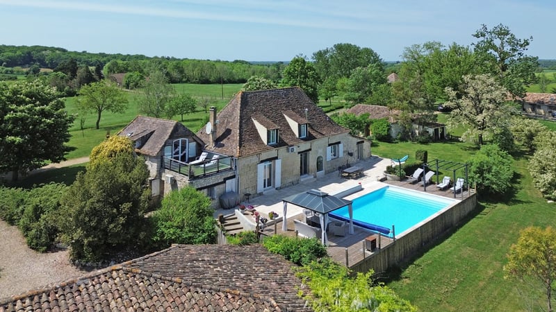 House in Montignac-de-Lauzun - view 1