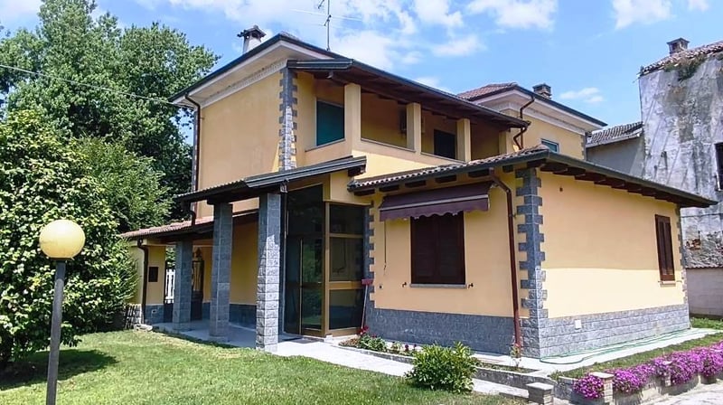 Villa in la Rovellada - view 1