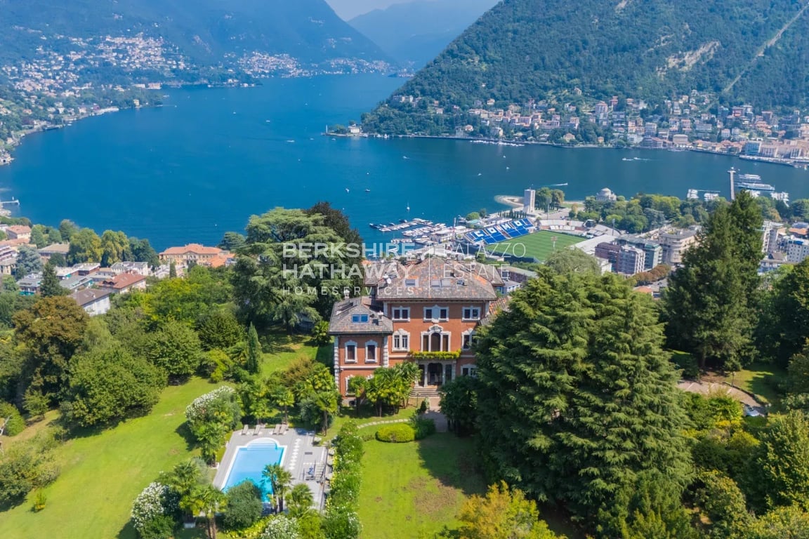 Apartment in Como