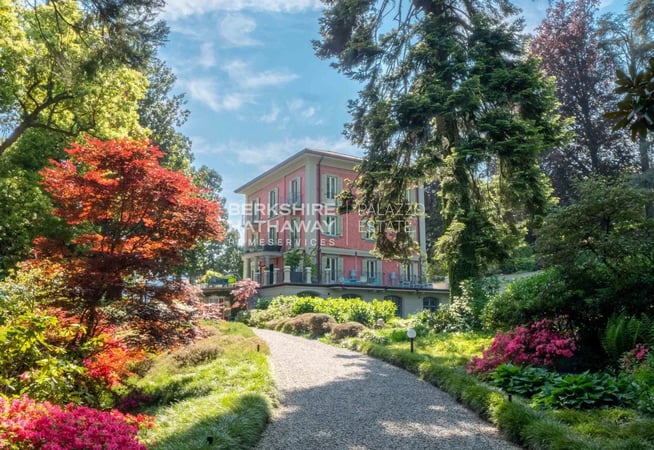 Villa in Tremezzina - view 1
