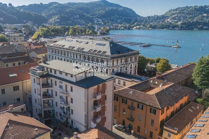 Apartment in Como - view 1