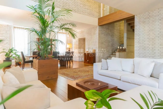 Villa in Como - view 1