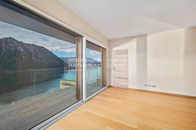 Villa in Campione - view 1