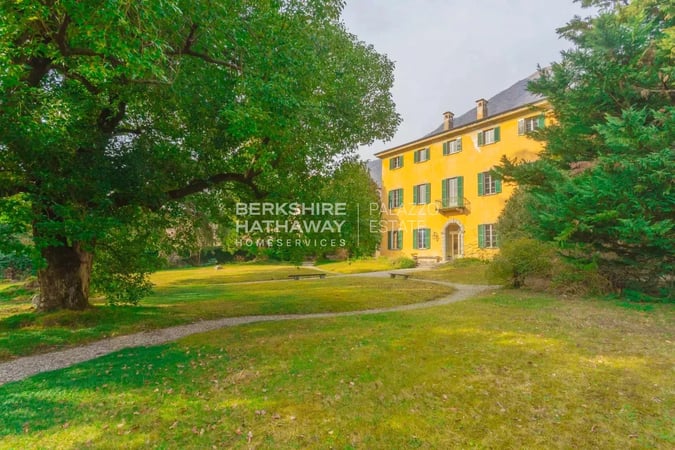 Villa in Tremezzina - view 1