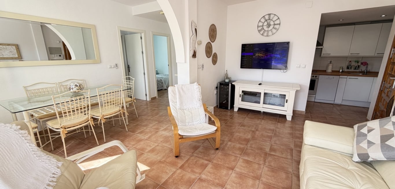 Apartment in Villamartin - Image 2