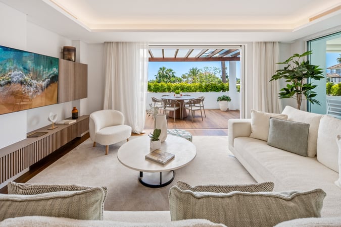 Apartment in Nueva Andalucia - view 1