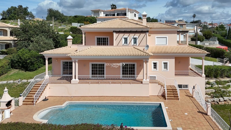 Villa in Loule - view 1