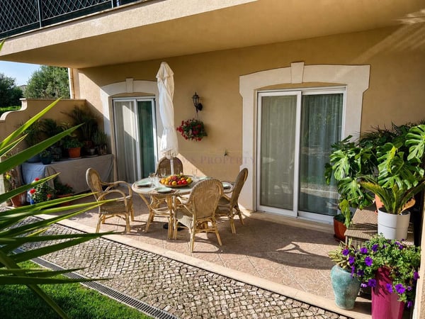 Apartment in Quatro Estradas - view 1