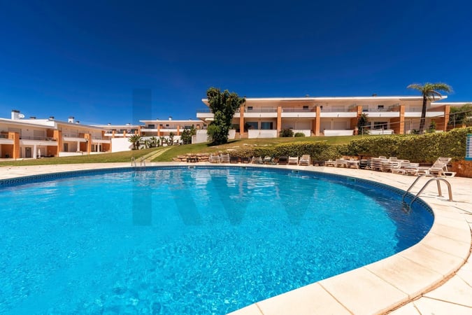 Villa in Branqueira - view 1