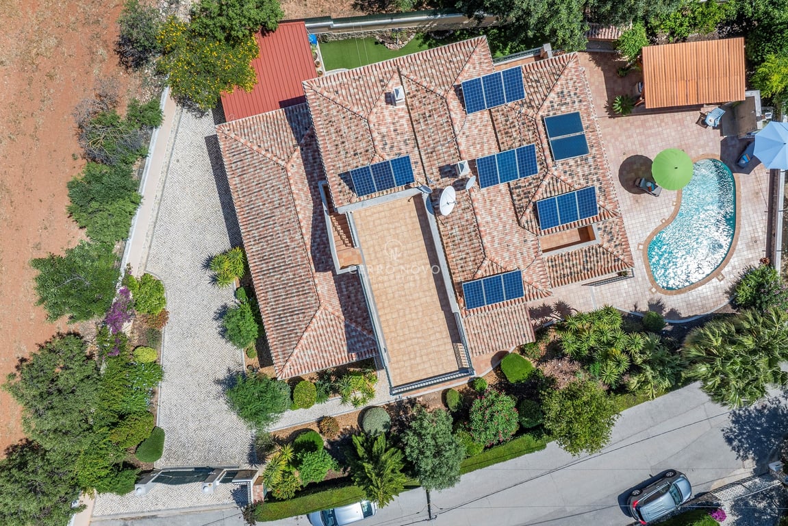 Villa in Agostas - Image 3