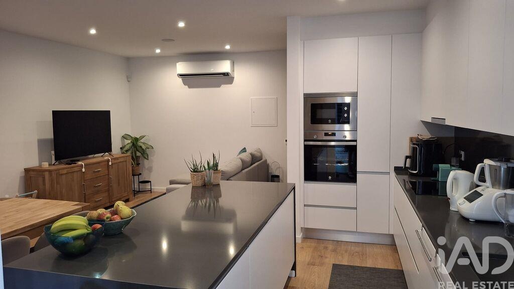 Apartment in Sao Bras de Alportel - Image 3