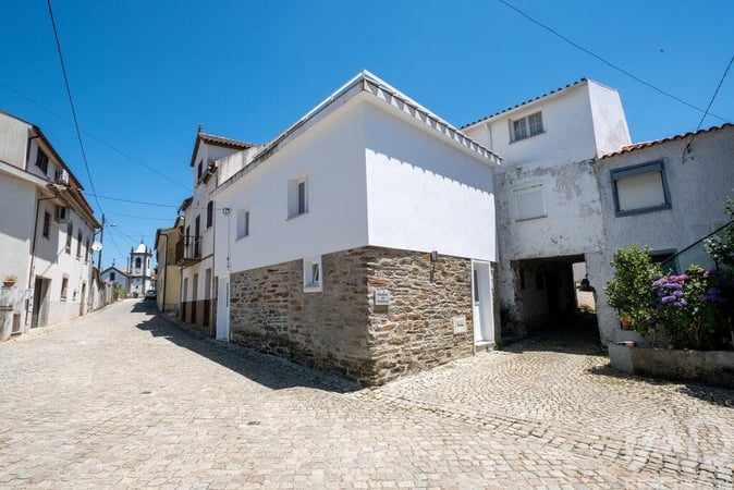 House in Pinheiro de Coja - view 1
