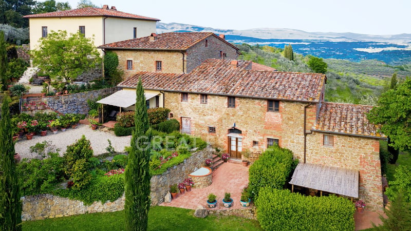 House in Cavriglia - view 1