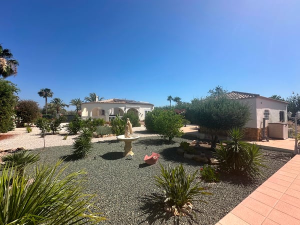 Farm, Ranch or Equestrian in Catral - view 1