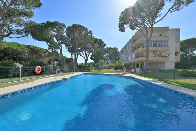 Apartment in Sitio de Calahonda - view 1