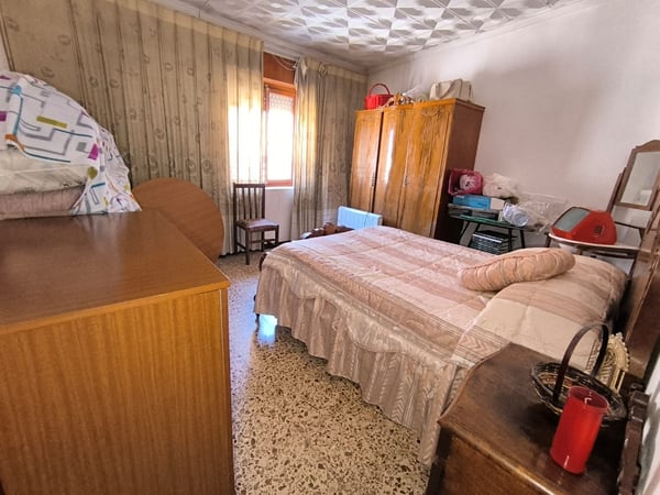 House in Pinoso - view 1