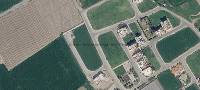 Land in Perivolia - view 1
